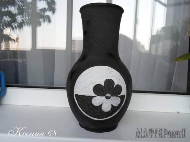 How-to-Make-Black-and-White-Beans-Decorated-Vase-4.jpg