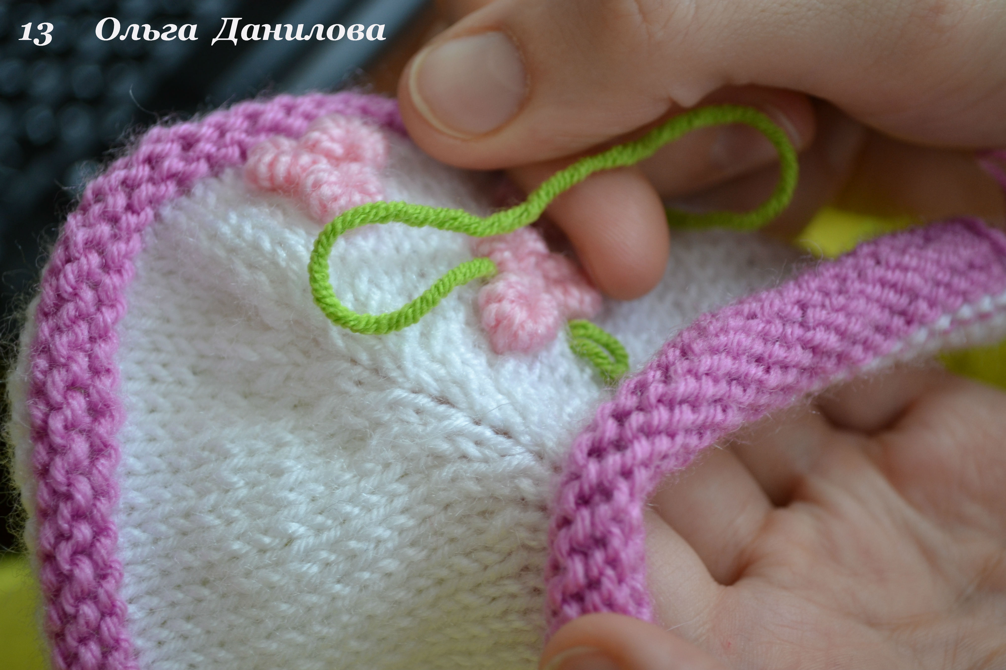 How-to-Make-Pretty-Knitted-Baby-Booties-15.jpg