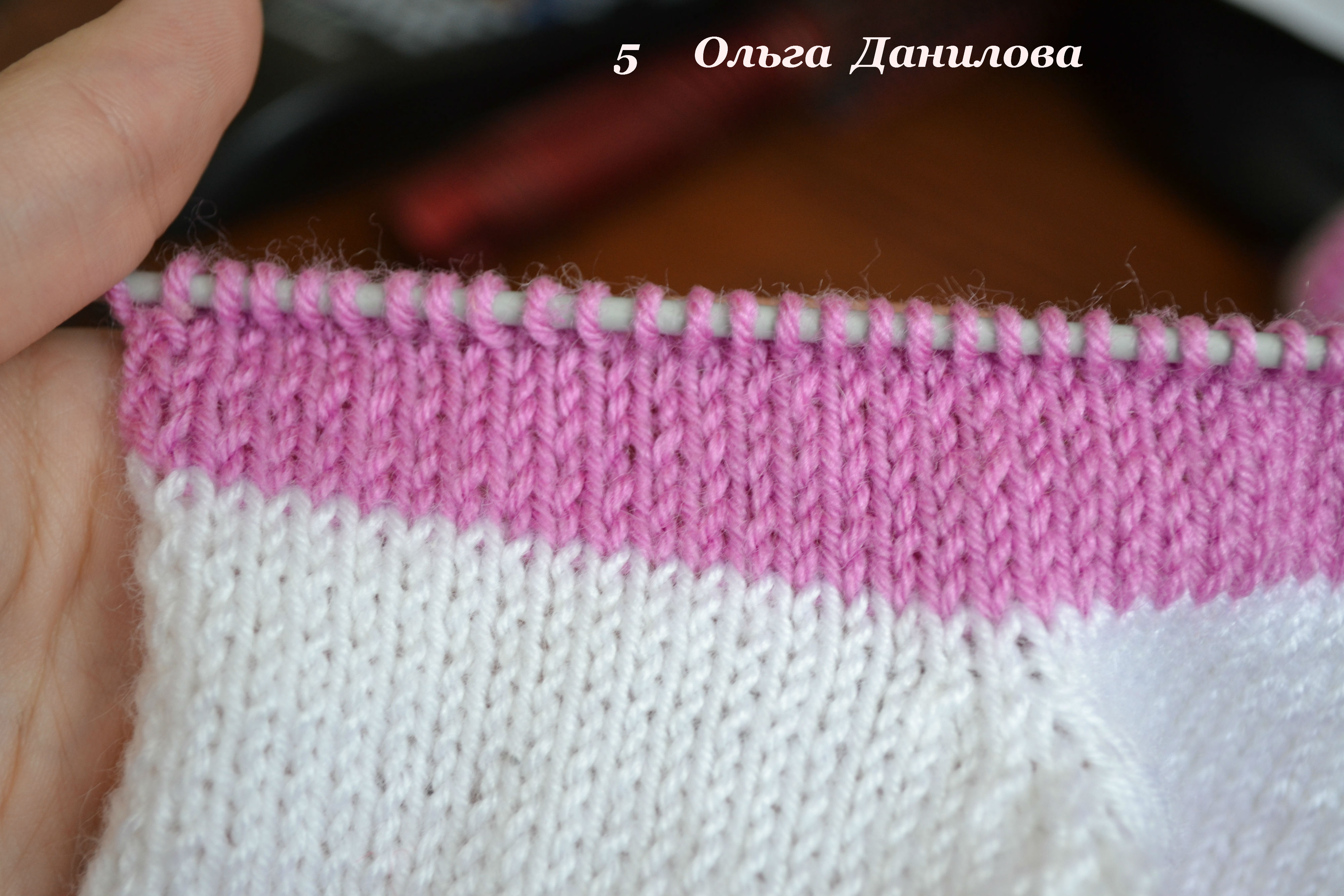 How-to-Make-Pretty-Knitted-Baby-Booties-5.jpg