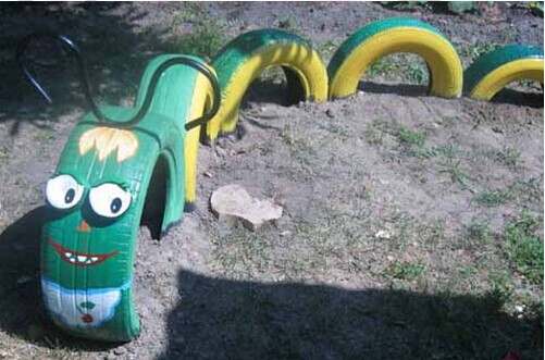 Repurpose-Old-Tire-into-Animal-Themed-Garden-Decor-27.jpg