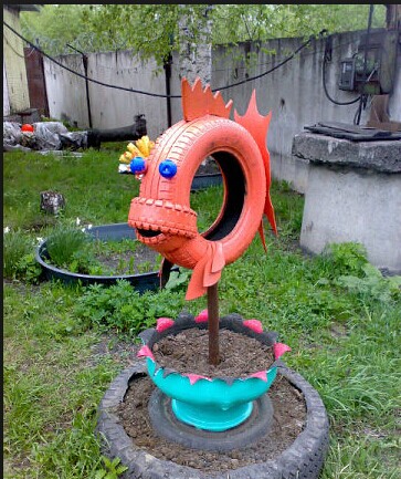 Repurpose-Old-Tire-into-Animal-Themed-Garden-Decor-40.jpg