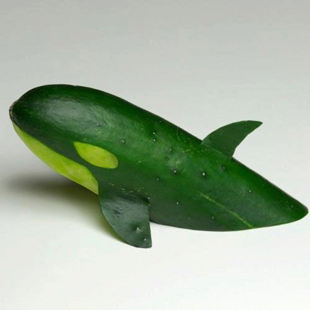 Creative-Animals-Made-of-Fruits-And-Vegetables-23.jpg