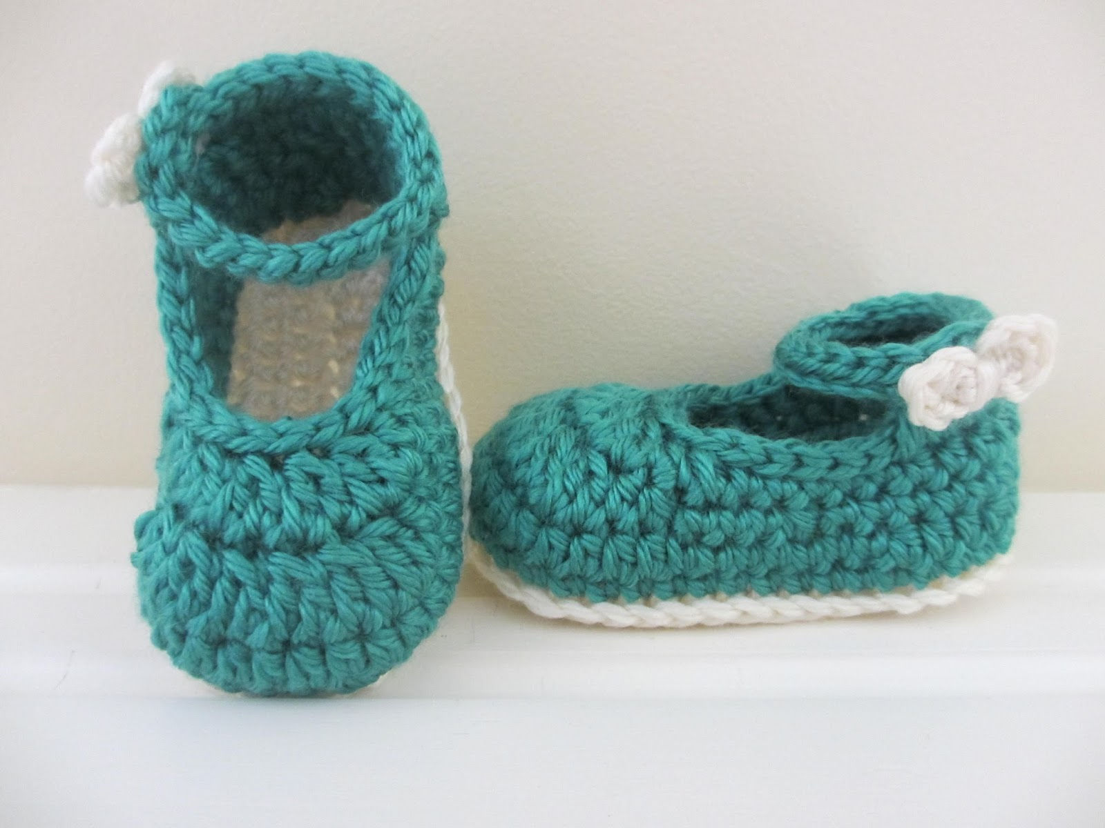 40-adorable-and-free-crochet-baby-booties-patterns