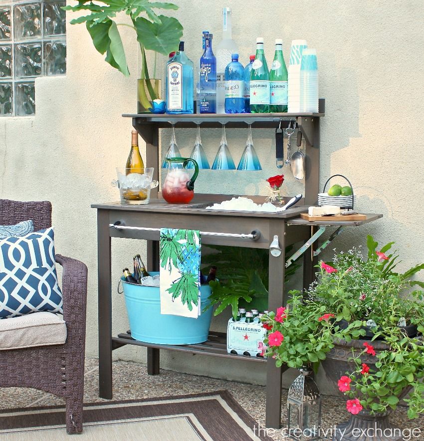 16 Great DIY Ideas for Indoor and Outdoor Wine Bars