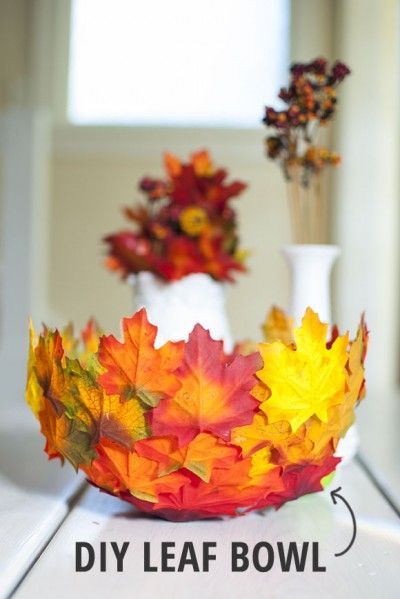 40+ Creative DIY Craft Projects with Fall Leaves