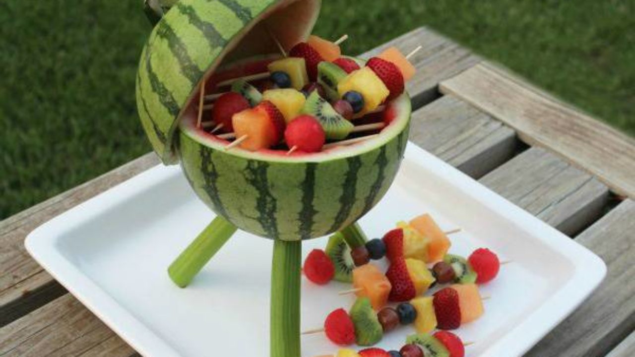 Food-Art-DIY-%E2%80%93-Watermelon-Barbecue-Grill-1280x720.jpg