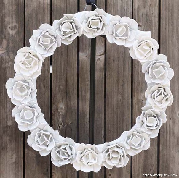 How to Make Pretty Flower Mirror Decoration from Egg Carton