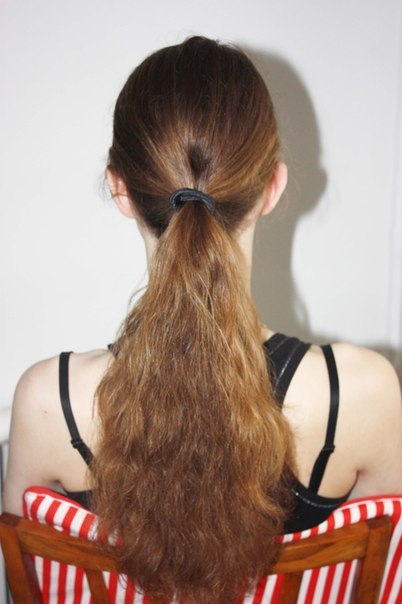 How to DIY Easy and Elegant Bun Hairstyle