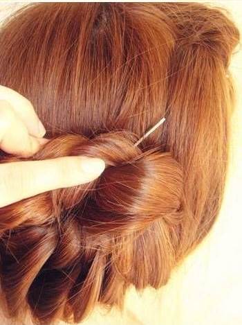 How to DIY Lovely Braided Hairstyle