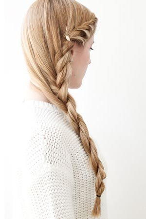 How to DIY Simple Side Braid Hairstyle