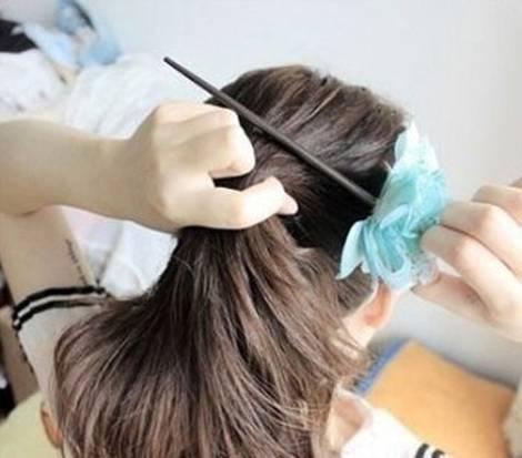 How To Diy Easy Bun Hairstyle Using Chopstick