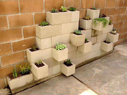 20 Creative Uses Of Concrete Blocks In Your Home And Garden