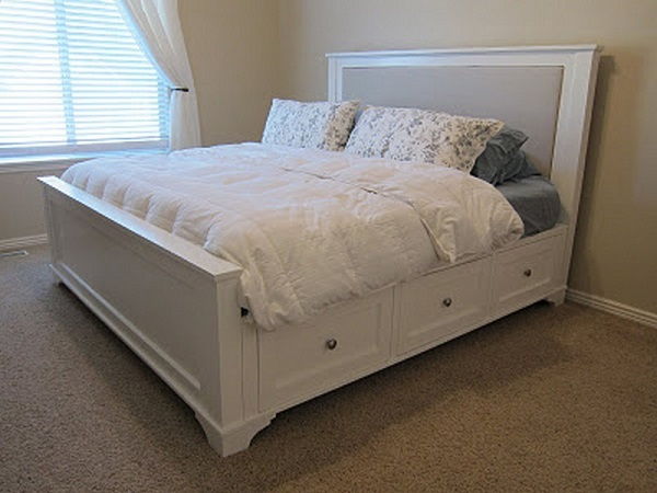 25+ Creative DIY Bed Projects with Free Plans - i Creative